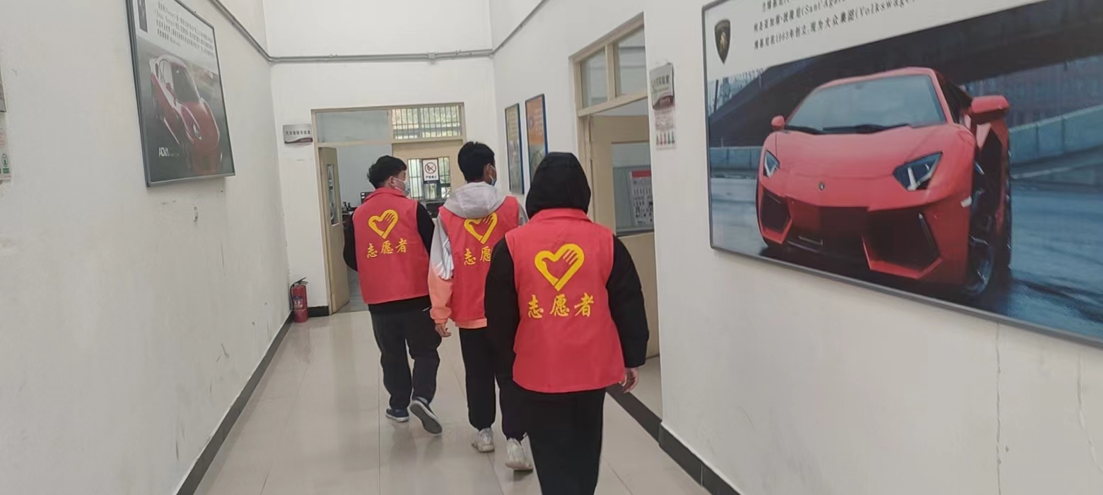 学院形成多级检查机制