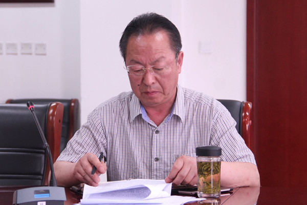 加强思想政治工作 进一步落实高校立德树人责任