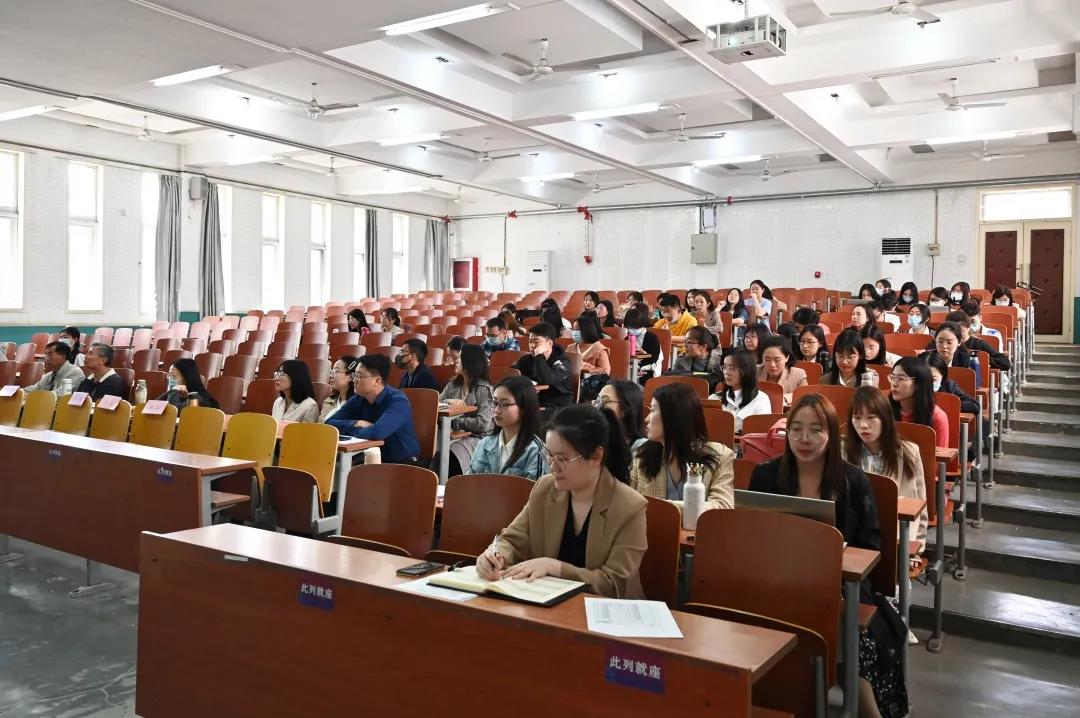 文法学院开展2021年度新教师师德师风专题培训“大学习“活动