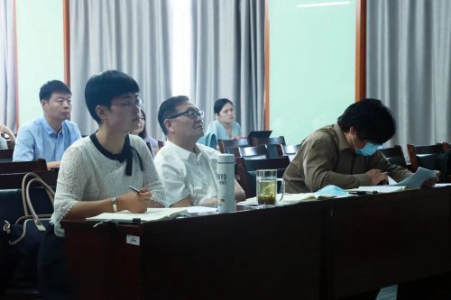 文法学院开展“主任说教研室”系列活动