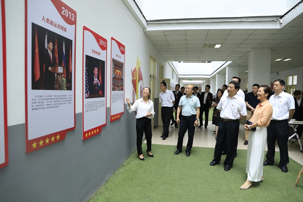 燕京理工学院师生热烈庆祝中国共产党成立100周年！