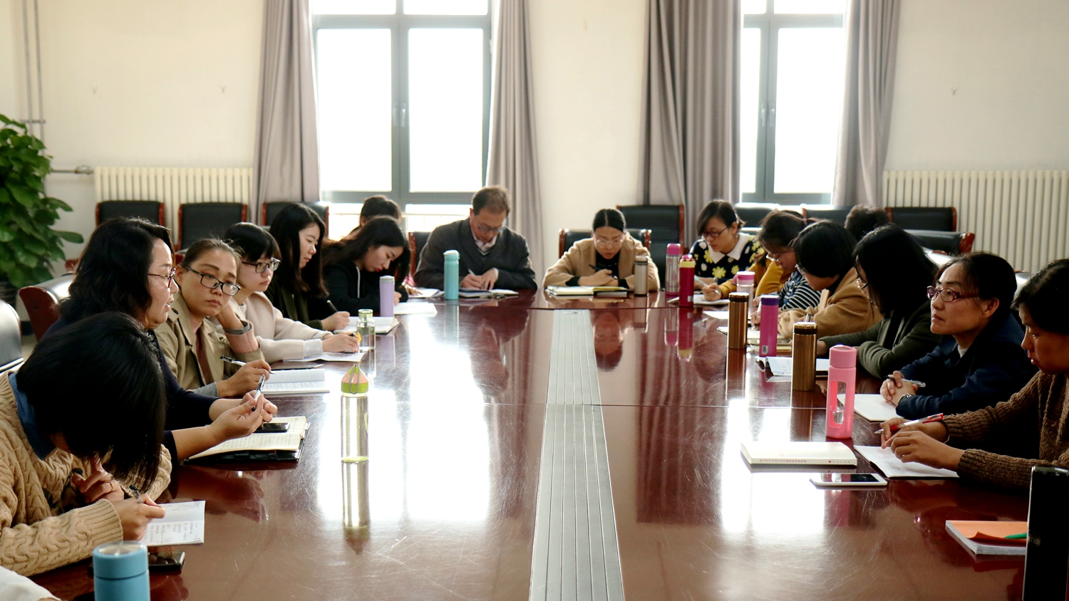 不忘初心、牢记使命丨建筑学院学习交流会