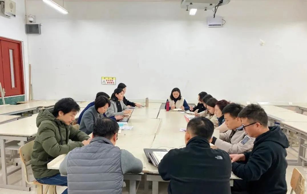 产品设计教研室开展了新学期教学任务安排会议