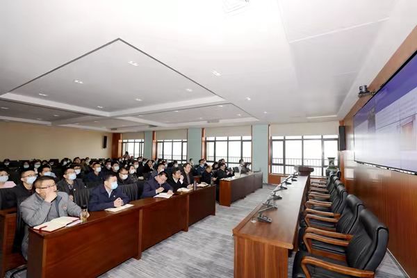 机关党总支集中收听收看《深入学习贯彻党的十九届六中全会精神——中国共产党百年奋斗的重大成就和历史经验》专题讲座