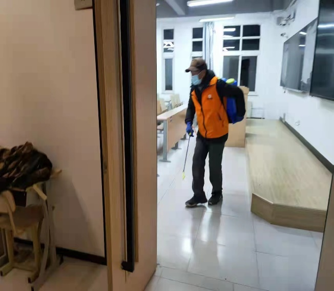 燕理后勤圆满完成全国大学英语四六级考试保洁消杀服务保障工作