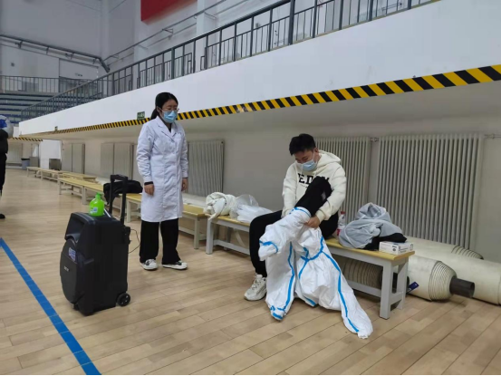 逆行而上，勇于担当，构筑燕理防控坚实后盾