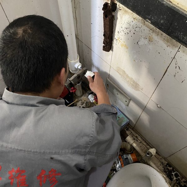 美好生活社区建设|送温暖、递真情 后勤服务团队扎实推进供暖保障工作