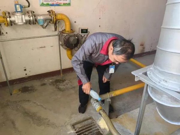 创建美好生活社区|筑牢校园安全网-燕理后勤物业服务团队开展安全大检查