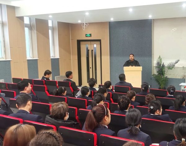 创建美好生活社区|燕理后勤楼宇服务团队筑牢安全防线，开展应急预案培训会