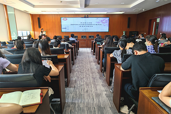 我校召开全国大学英语四六级考试监考动员培训会及考务工作培训会