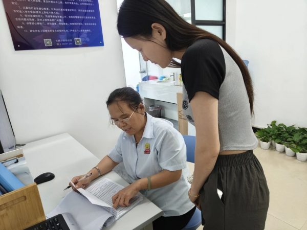 暑期不停歇 奋进正当时——燕理后勤楼宇团队做好暑期楼宇保障工作