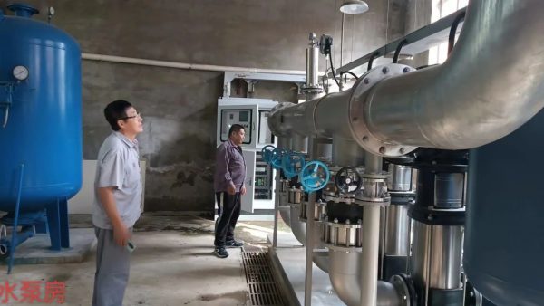 紧绷“安全弦”，守牢“安全关”|燕理后勤运维团队开展国庆节前用水用电安全巡查