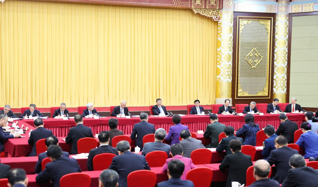 学习两会丨新华网：一场界别联组会，一篇育才大文章